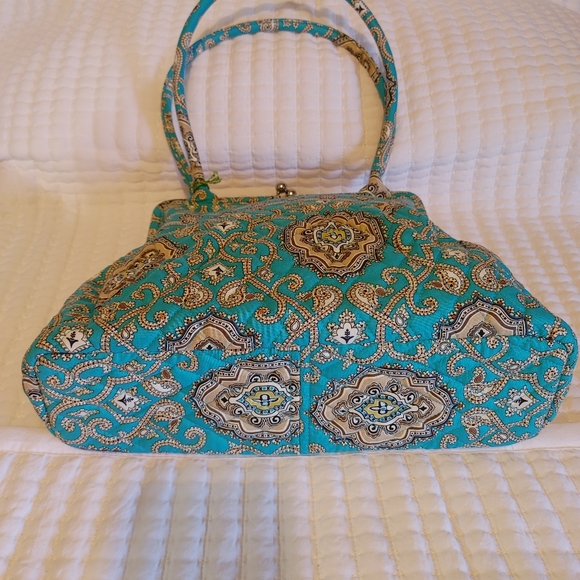 Vera Bradley - Picture 2 of 4